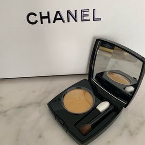CHANEL longwear eyeshadow